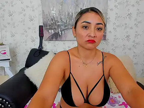 milf bigass  online show from 2, 2, 2026