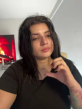 horny roomiess online show from 23, 1, 2025