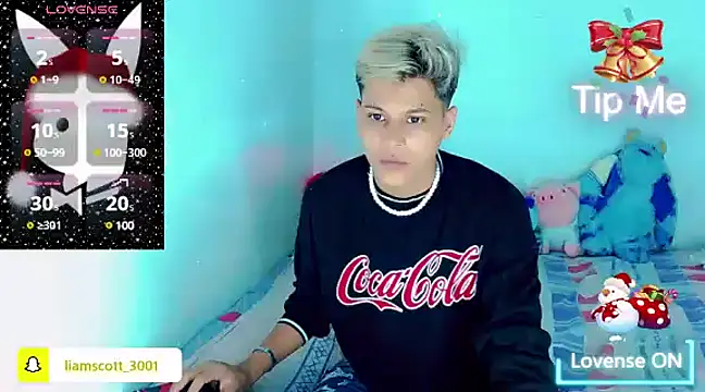 Liamscott  online show from 10, 12, 2024