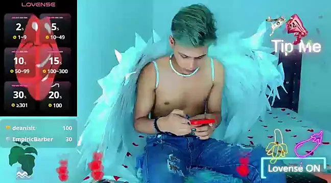 Liamscott  online show from 10, 1, 2025