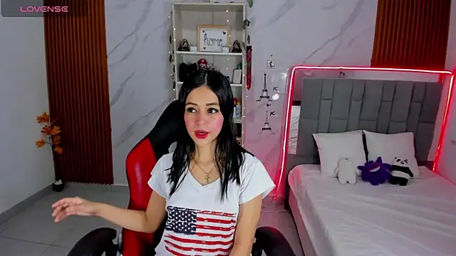 Snapshot of HannaSexyy chatting on 1, 12, 2025 HannaSexyy online show from 1, 12, 2025