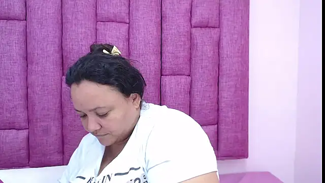 CrushOnMe  online show from 14, 2, 2026