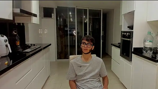 Snapshot of alejdrip chatting on 26, 9, 2025 alejdrip online show from 26, 9, 2025