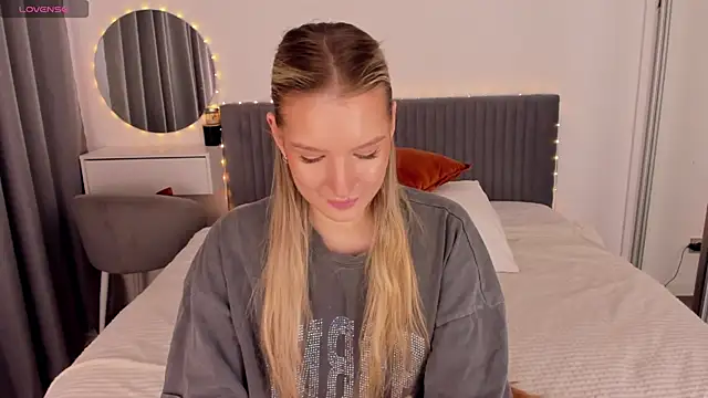 Snapshot of CassieRayss chatting on 19, 5, 2026 CassieRayss online show from 19, 5, 2026