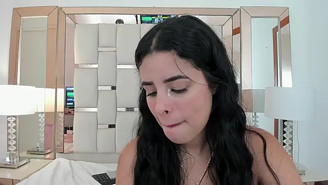 emma castilloo online show from 8, 12, 2024