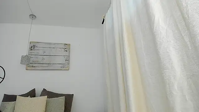 emma castilloo online show from 6, 3, 2025