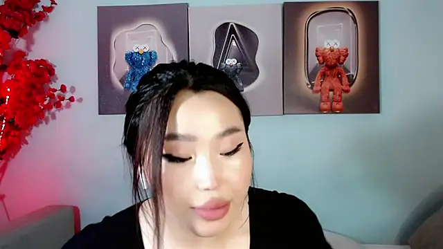 Snapshot of ichiben chatting on 1, 1, 2025 ichiben online show from 1, 1, 2025