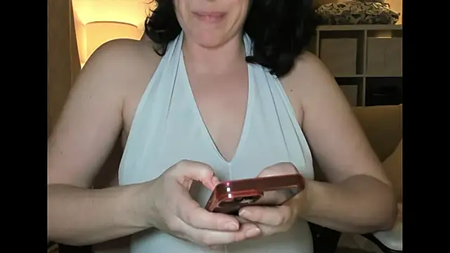 Snapshot of emmita69_ chatting on 22, 2, 2025 emmita69 online show from 22, 2, 2025