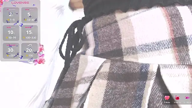 Snapshot of Amara18_ chatting on 27, 9, 2025 Amara18 online show from 27, 9, 2025