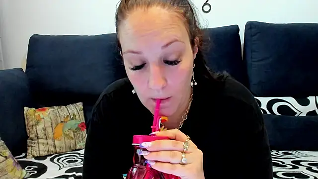 VanessaSquirtt online show from 7, 6, 2026