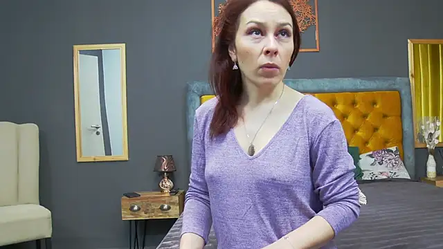 Snapshot of HaileyMoonn chatting on 7, 2, 2025 HaileyMoonn online show from 7, 2, 2025