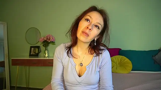 Snapshot of HaileyMoonn chatting on 18, 3, 2025 HaileyMoonn online show from 18, 3, 2025