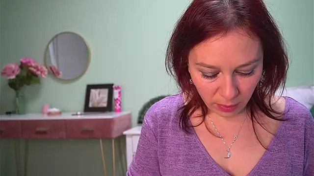 Snapshot of HaileyMoonn chatting on 17, 10, 2025 HaileyMoonn online show from 17, 10, 2025