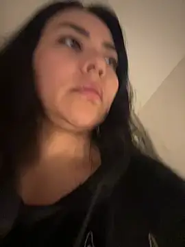 Snapshot of PetitLumiere chatting on 14, 1, 2026 PetitLumiere online show from 14, 1, 2026