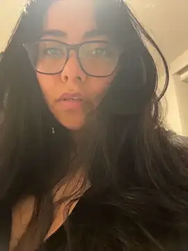 PetitLumiere online show from 11, 4, 2026