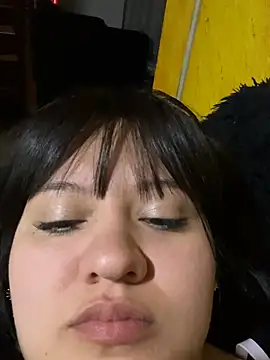 dannarossy  online show from 22, 1, 2025