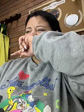dannarossy  online show from 17, 10, 2025