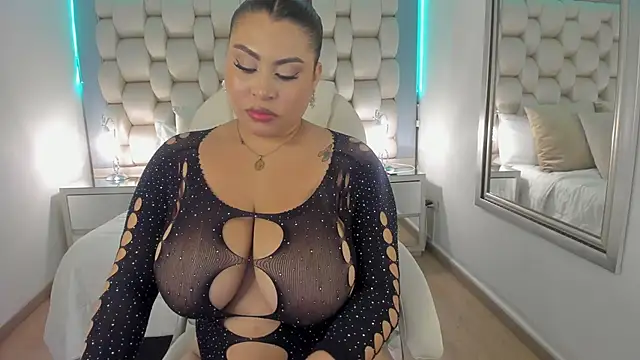 Helleamazing online show from 8, 12, 2024