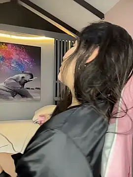 Victoria-And1 online show from 7, 4, 2026