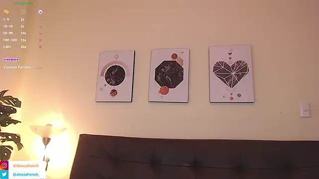 AleezaFrench online show from 9, 2, 2025