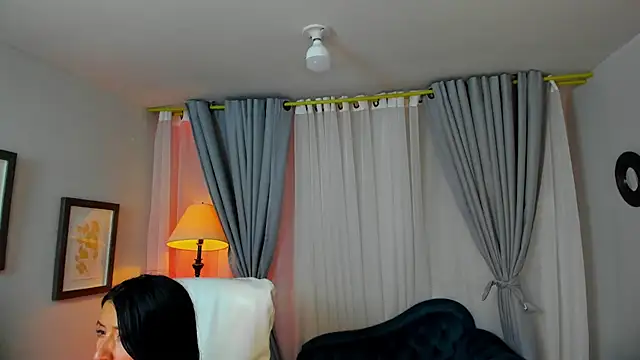 kira moon   online show from 25, 11, 2025