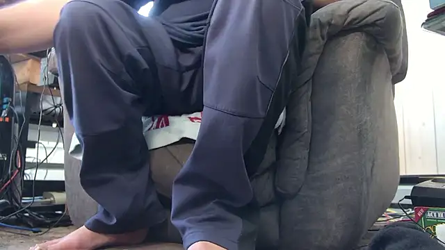 ButtCrackShowing-OOPS online show from 17, 3, 2026