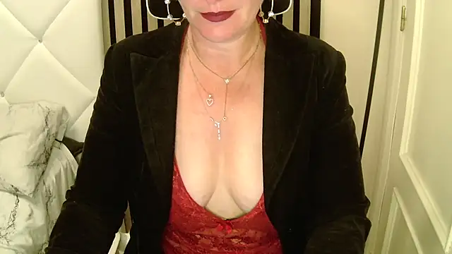 Snapshot of xxNoeliaxx chatting on 2, 12, 2025 xxNoeliaxx online show from 2, 12, 2025