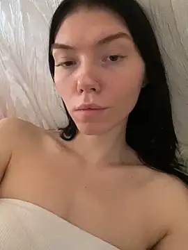 Lisaaa Alisa online show from 6, 10, 2025