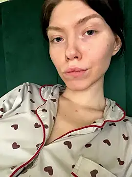 Lisaaa Alisa online show from 7, 1, 2026