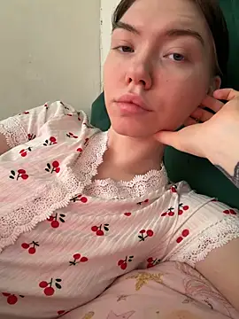 Lisaaa Alisa online show from 13, 3, 2026