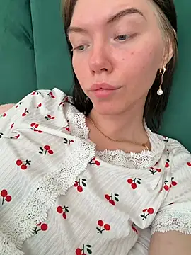 Lisaaa Alisa online show from 17, 4, 2026