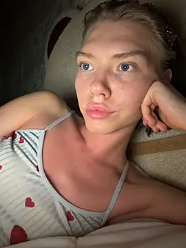 Lisaaa Alisa online show from 28, 6, 2026
