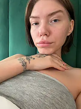 Lisaaa Alisa online show from 7, 7, 2026