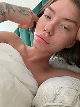 Lisaaa Alisa online show from 8, 7, 2026