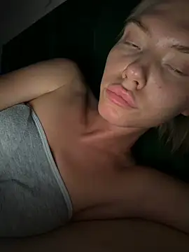 Lisaaa Alisa online show from 8, 7, 2026