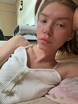 Lisaaa Alisa online show from 21, 7, 2026