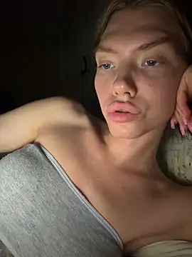 Lisaaa Alisa online show from 22, 7, 2026