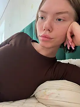 Lisaaa Alisa online show from 23, 7, 2026