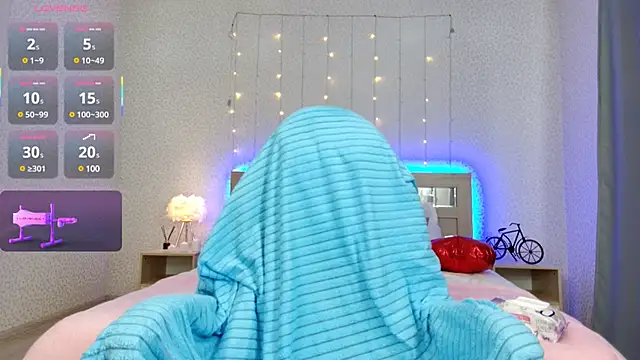 Snapshot of oliviiaa chatting on 12, 3, 2025 oliviiaa online show from 12, 3, 2025