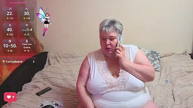 Klio5678 online show from 5, 12, 2025