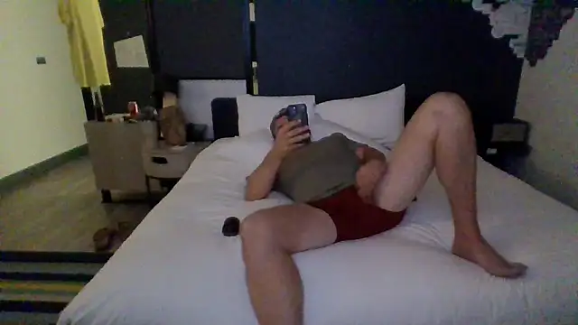 Snapshot of lateniter chatting on 15, 10, 2025 lateniter online show from 15, 10, 2025