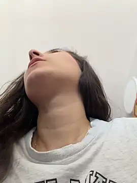 LittleDoll    online show from 25, 2, 2026