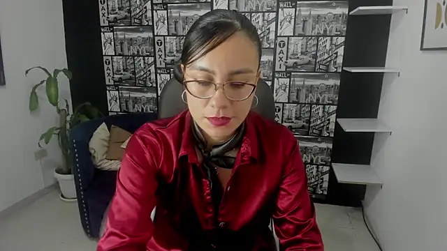 Agata-Moon online show from 5, 3, 2025