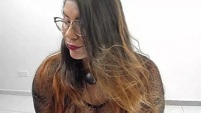 Luna Dumont online show from 13, 3, 2025