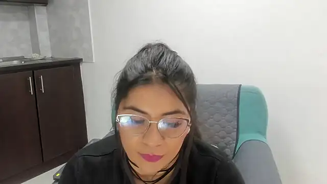 Luna Dumont online show from 20, 12, 2025