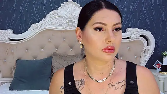Snapshot of Lauren_Saint chatting on 15, 7, 2026 Lauren Saint online show from 15, 7, 2026