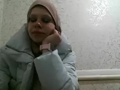 Snapshot of Julie_Silver chatting on 26, 2, 2025 Julie Silver online show from 26, 2, 2025