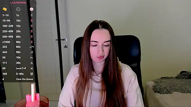 Kimmberr online show from 30, 10, 2025