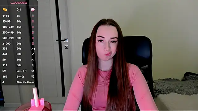 Kimmberr online show from 19, 11, 2025