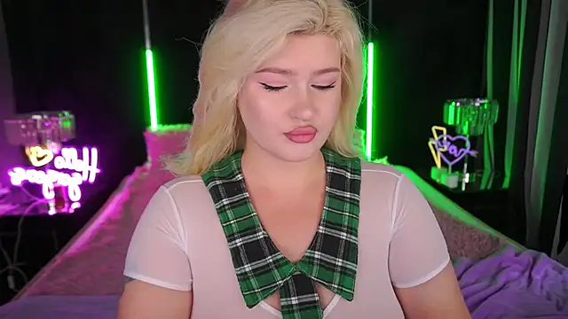 CocoSecretss online show from 18, 10, 2025